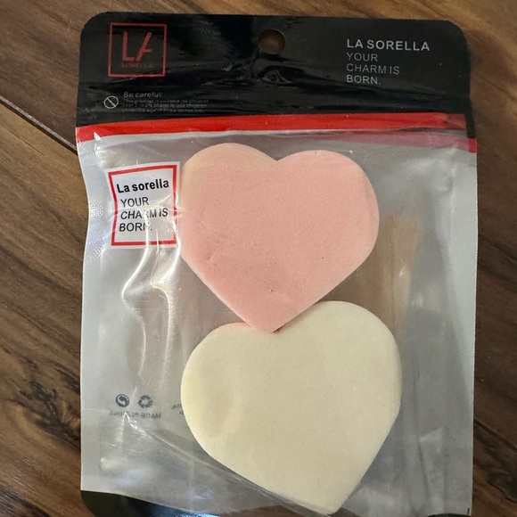 Beauty Sponges Lot of 7 NWT Please see pictures for details. - Picture 5 of 8